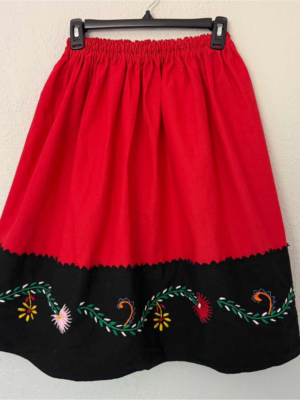 Vintage Red Embroidered Full Skirt